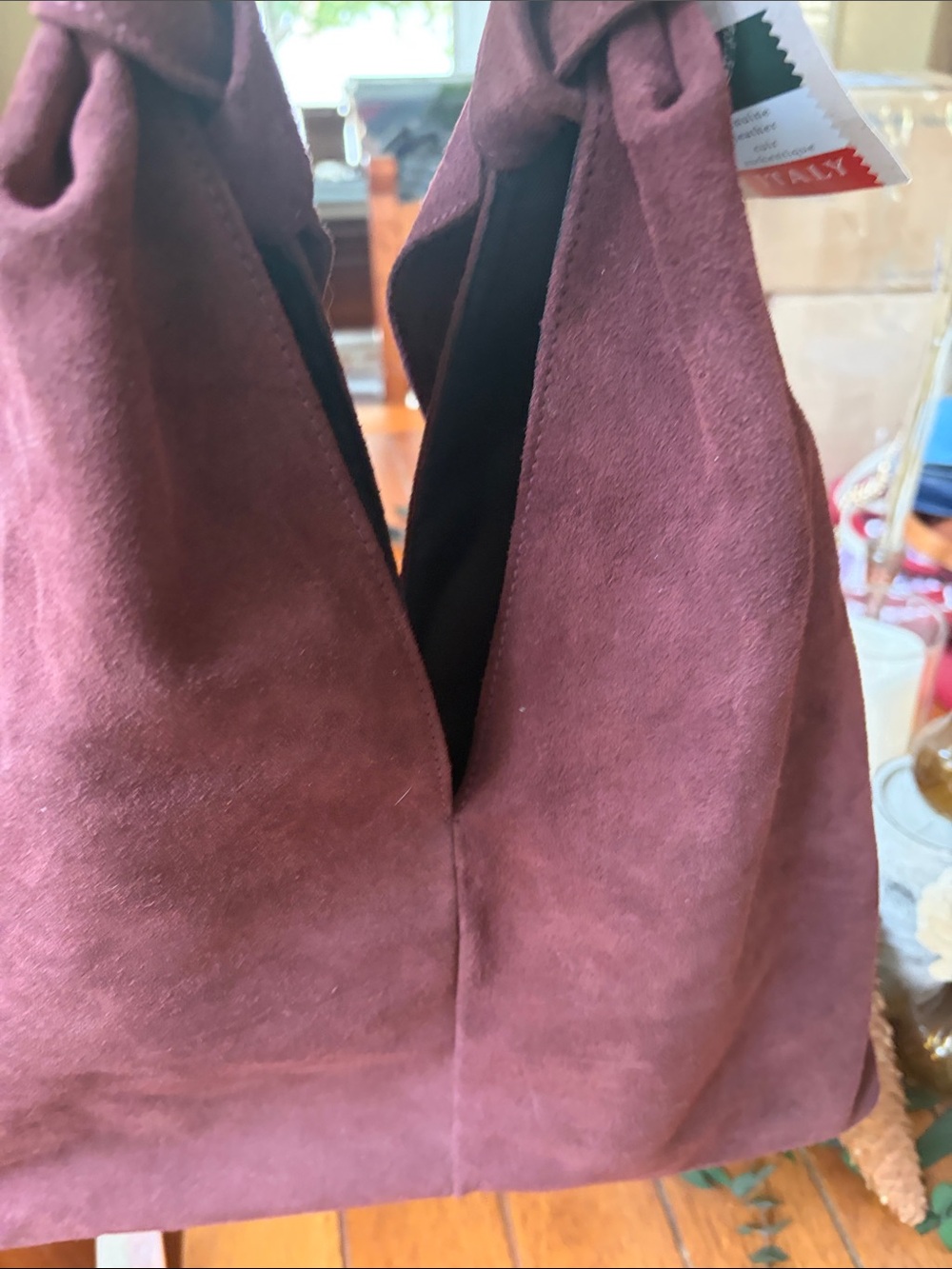 Genuine Leather Knot-Detail Shoulder Bag in Wine - Picture 5 of 8